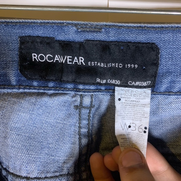 Y2K rocawear R logo light wash jeans - Picture 13 of 15